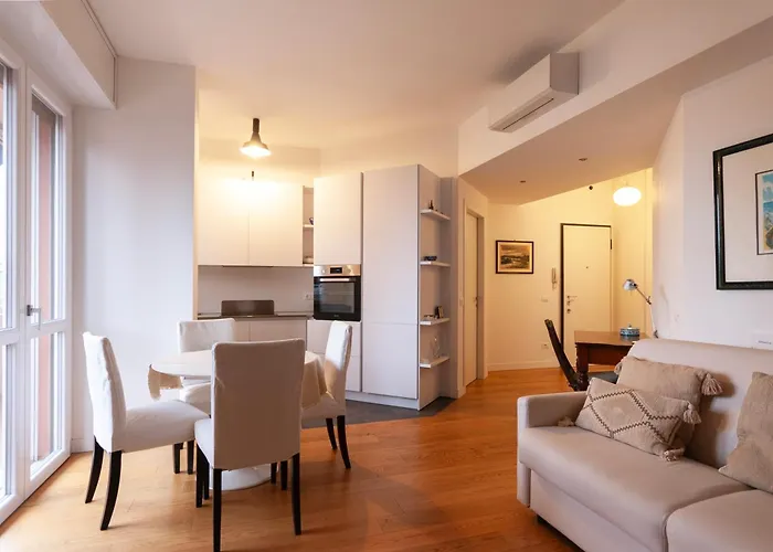 Youhosty - Fiera Citylife Apartment
